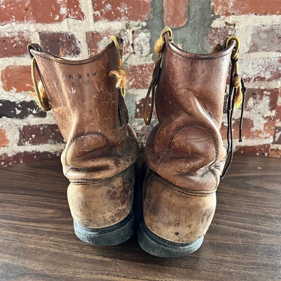Destroyed Thrashed Men\'s Red Wing Boots Size 8.5 D main image 11